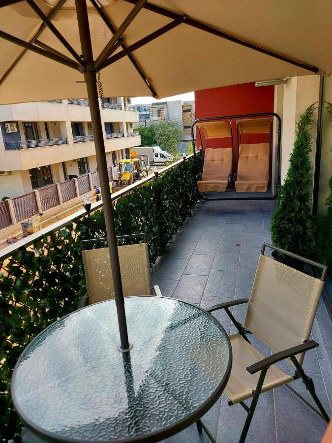 Apartmán Apartament David Năvodari Exteriér fotografie